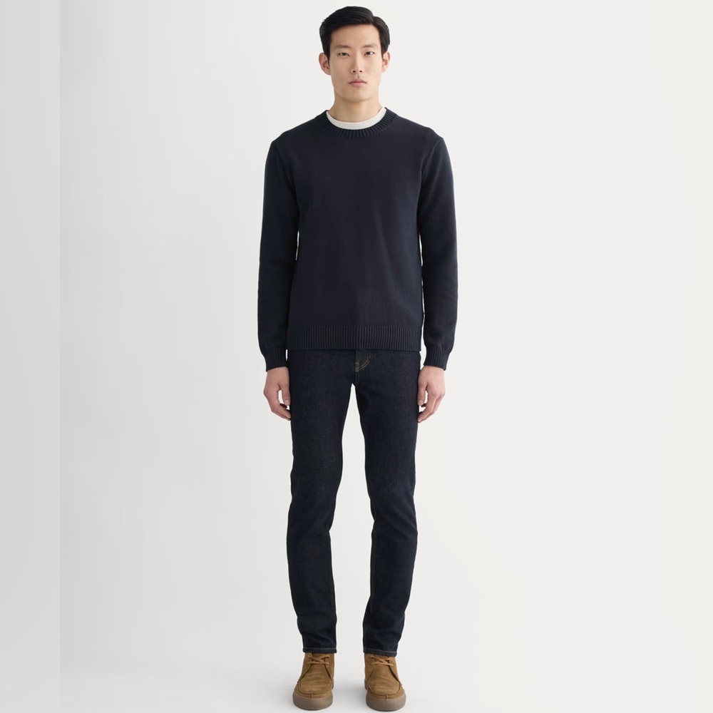 Everlane - Men’s The Slim Performance Denim Jeans in Dark Indigo - Picture 5 of 8